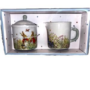 Peter Rabbit Creamer and Sugar Set Easter Bunny Ceramic Beatrix Potter NEW